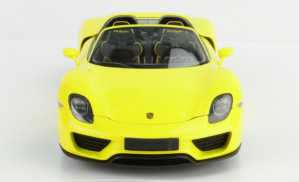 110062434 Porsche918 Sypder 2013 Yellow