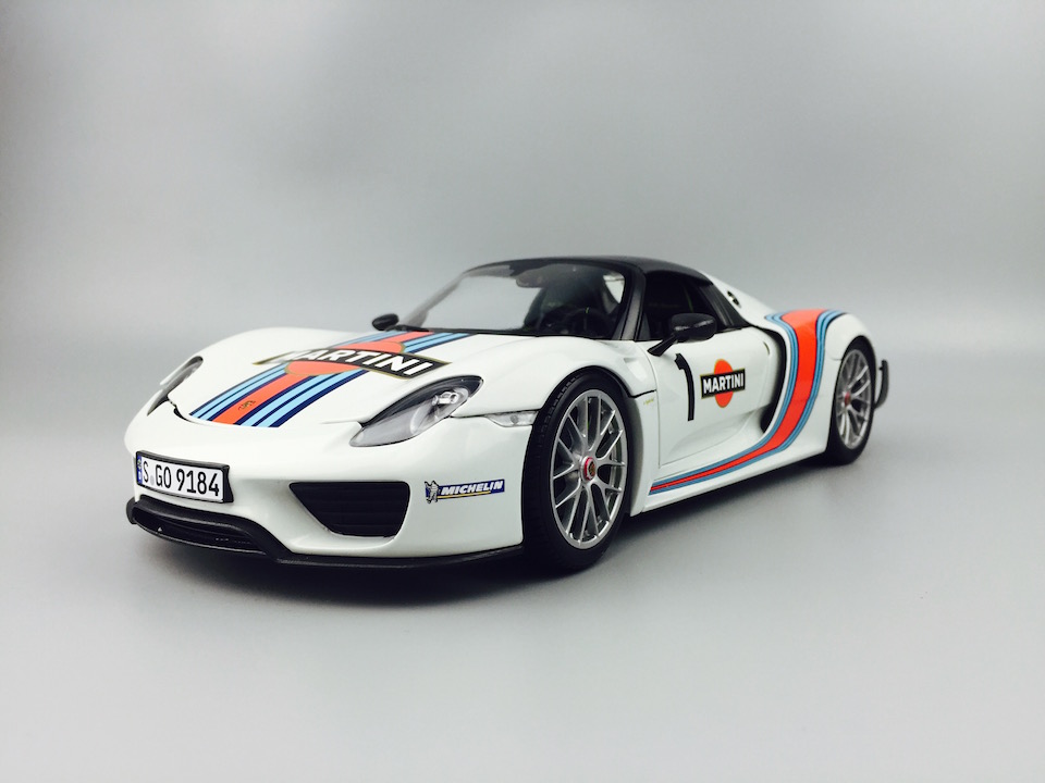 110062440 Porsche 918 Spyder2013Weissach Package 'Martini'