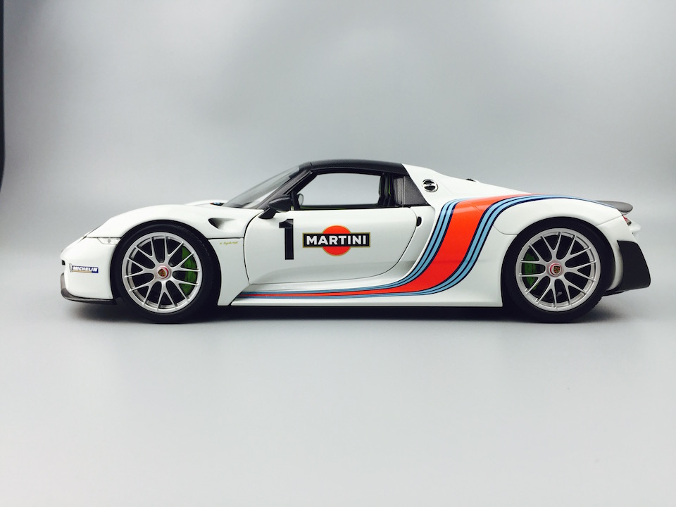 110062440 Porsche 918 Spyder2013Weissach Package 'Martini'