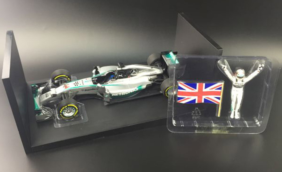 110140644 L.Hamilton Winner Abu Dhabi,World Champion 2014 Mercedes AMG Petronas F1 Team