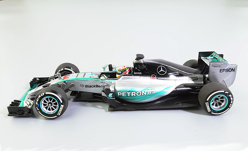 410150044L. Hamilton 2015 MERCEDES AMG PETRONAS F1 Team 