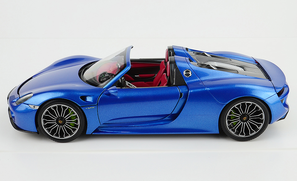 Porsche 918 Sypder-2013 Blue Metallic