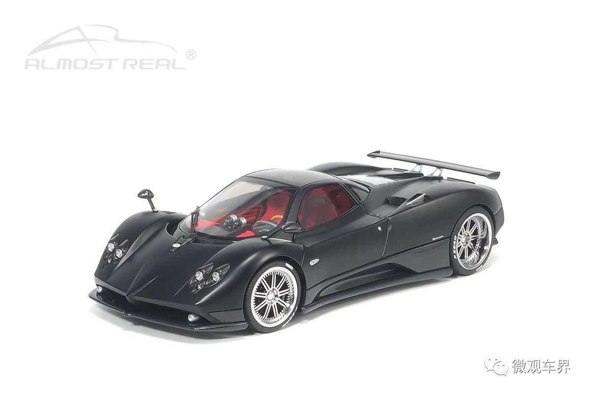 Pagani Zonda F - 2005 - Matt Black 1/18  中文：帕加尼 Zonda F 2005年款 亞光黑色1/18  顏色：亞光黑色車身配紅色內(nèi)飾