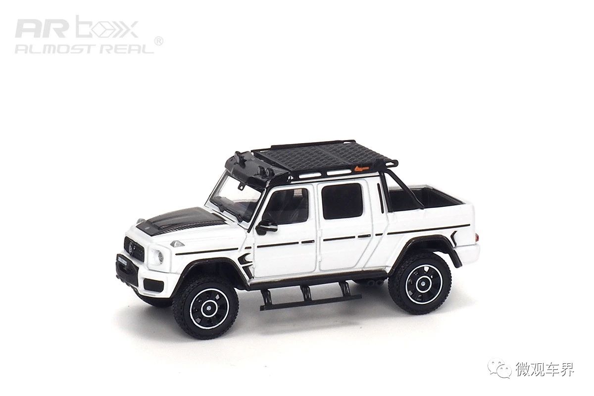 Brabus G 800 Adventure XLP - 2020 - Polar White 1/64  中文：博速 800 探險版 XLP 2020款 白色 1/64  顏色：白色車身，配碳纖維裝飾