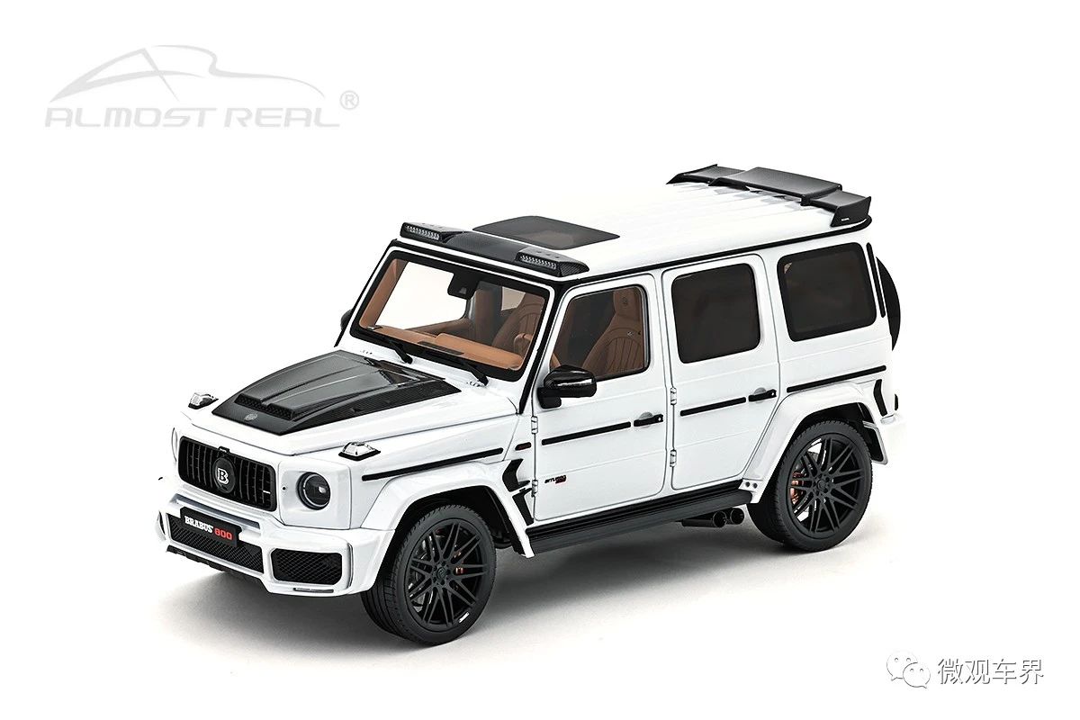 Brabus G-Class Mercedes-AMG G 63 - 2020 - Polar White 1/18  中文：博速 G-Class 2020款 白色 1/18  顏色：白色車身，配碳纖維裝飾  比例：1/18  主要特征：博速碳纖維改裝套件，LED高位照明燈，高性能運動車胎，碳纖維尾翼  建議零售價：￥1380.00