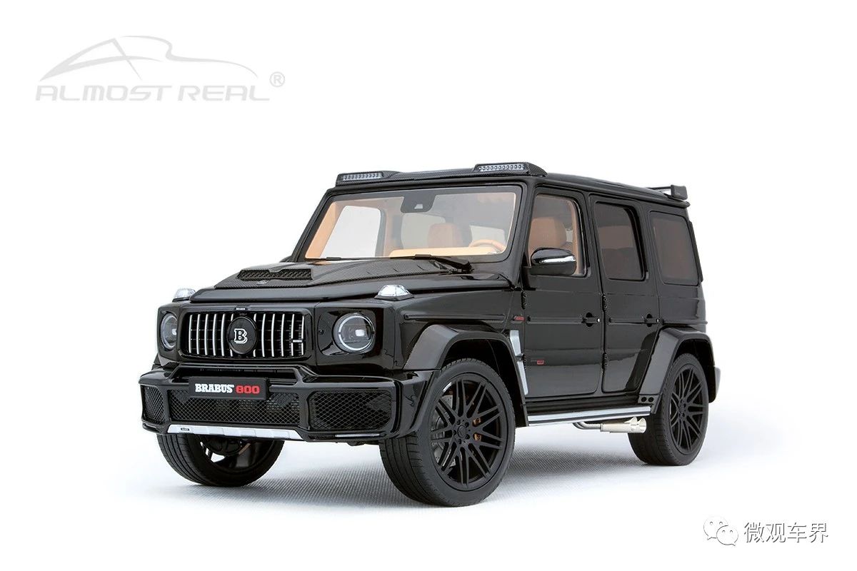 Brabus G-Class Mercedes-AMG G 63 - 2020 - Obsidian Black 1/18  中文：博速 G-Class 2020款 黑色 1/18  顏色：黑色車身，配碳纖維裝飾  比例：1/18  主要特征：博速碳纖維改裝套件，LED高位照明燈，高性能運動車胎，碳纖維尾翼