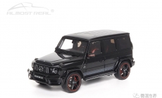 Mercedes-AMG G 63 - 2019 - Obsidian Black 1/18 中文：梅賽德斯-AMG G 63 2019款 黑色 1/18 顏色：黑色車身，黑紅雙色內(nèi)飾，AMG車身拉花 比例：1/18 主要特征：AMG升級外觀，黑紅雙色內(nèi)飾，五條雙幅運動輪轂紅色描邊，前置防撞桿，四門仿真鉸鏈，后門仿真鉸鏈配液壓桿