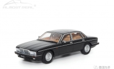 Jaguar Daimler XJ6 (XJ40) - Ebony Black 1/18